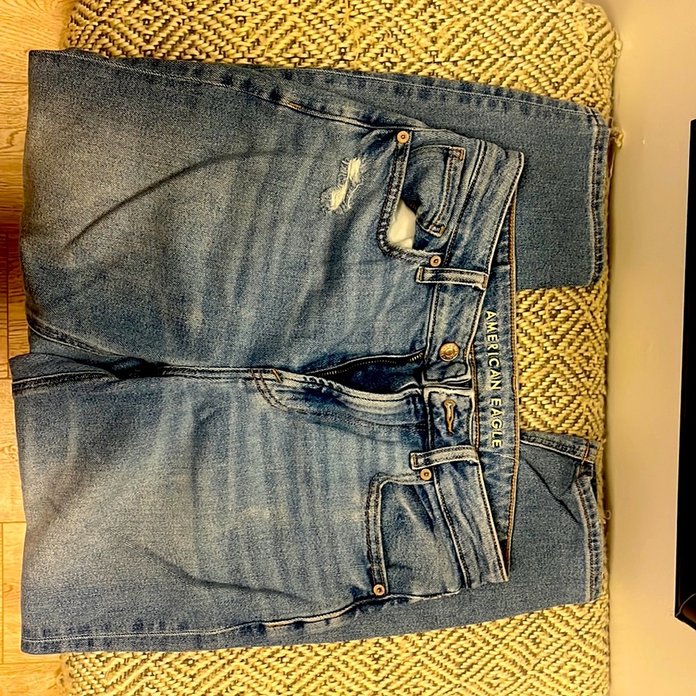 American Eagle Mom Jean